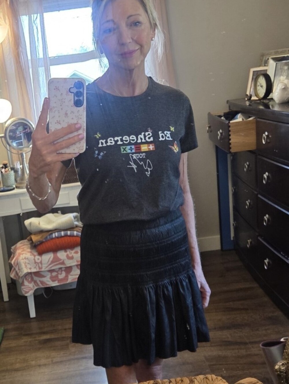Womens Gray Tour Tee - Official Tour Merch - Picture 8 of 8